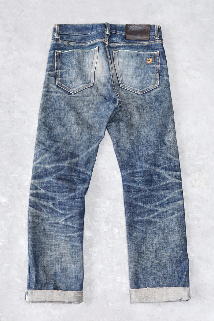 FT011-Sk824