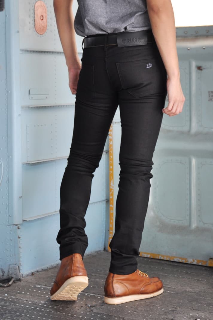 Sk803 Super Black 12oz.
